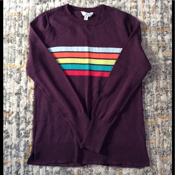 3 for $25 4 PIECE BUNDLE OF SIZE MEDIUM SWEATERS! - Picture 3 of 5